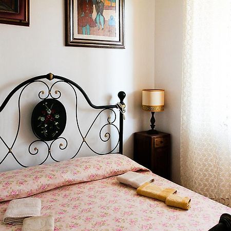 Guesthouse Stazione Pisa Centro Екстер'єр фото